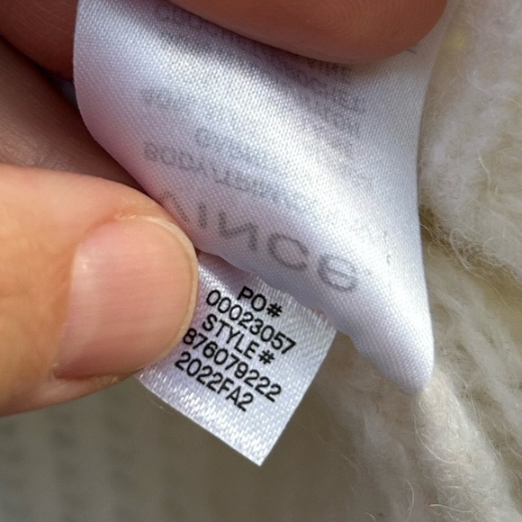 Vince Cream mock alpaca wool turtleneck with crochet, size xs - Picture 11 of 11